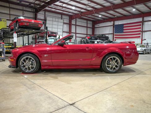 Used 2005 Ford Mustang GT Premium RWD image 4