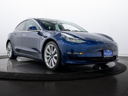 Used 2018 Tesla Model 3 Long Range