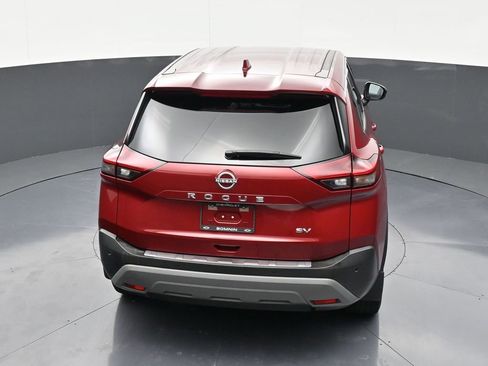 Used 2022 Nissan Rogue SV FWD image 13