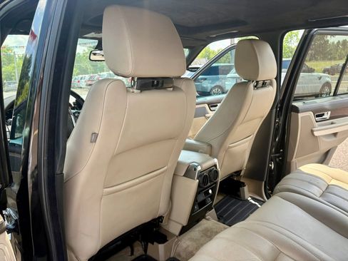 Used 2011 Land Rover Range Rover Sport HSE LUX AWD/4WD image 17