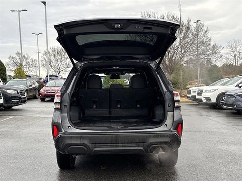 Used 2025 Subaru Forester Premium image 15