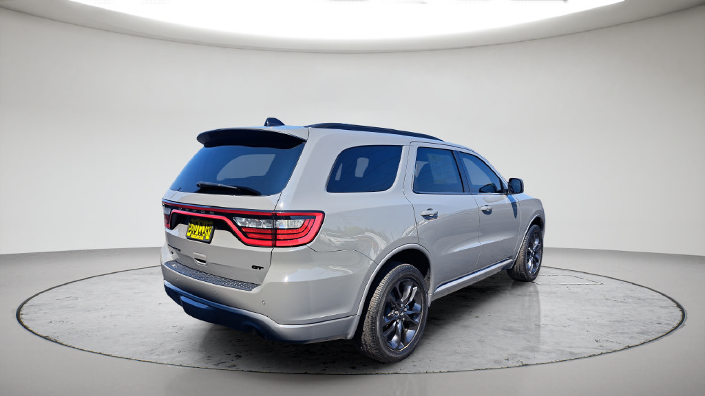 Used 2025 Dodge Durango GT w/ Blacktop Package AWD/4WD image 5
