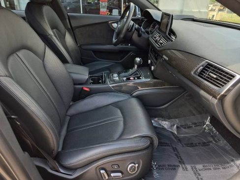 Used 2017 Audi RS 7 Prestige AWD/4WD image 13