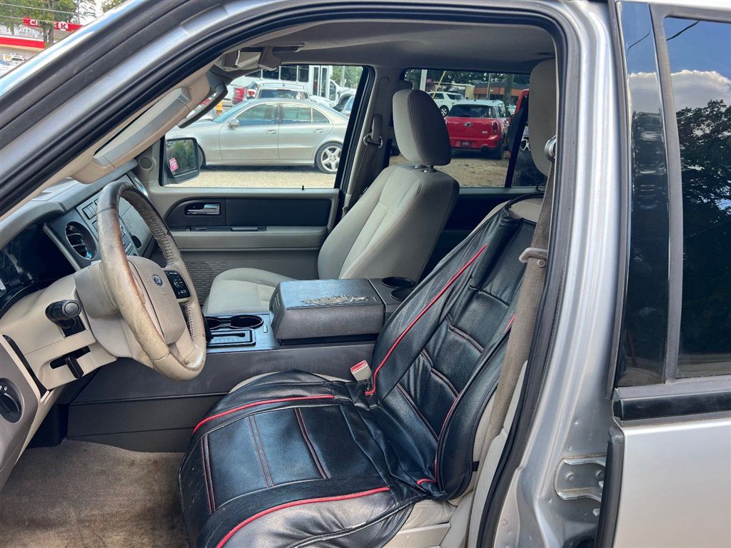 Used 2010 Ford Expedition EL XLT RWD image 10