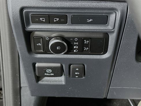 Used 2023 Ford F150 XLT w/ Equipment Group 302A High image 17