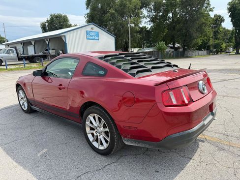 Used 2010 Ford Mustang Premium RWD image 16