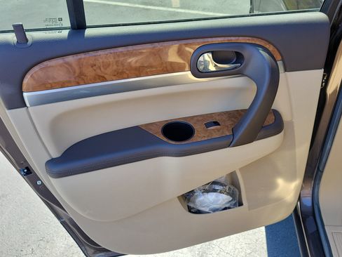 Used 2010 Buick Enclave CXL w/ Trailering Provision Package image 10