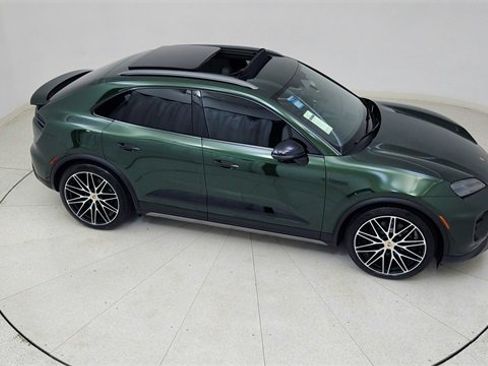 Used 2025 Porsche Macan 4S Electric image 74