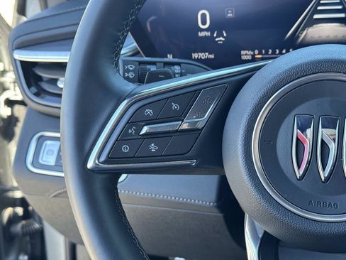 Used 2025 Buick Enclave Sport Touring image 32