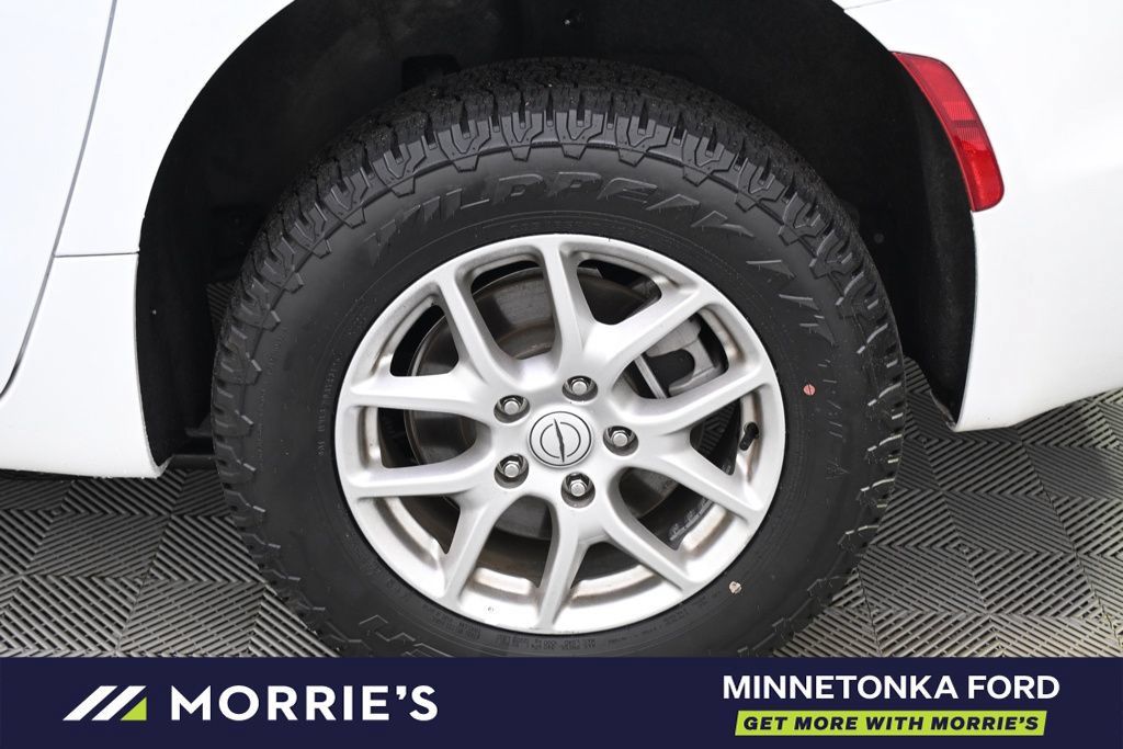 Used 2026 Chrysler Pacifica Select FWD image 23
