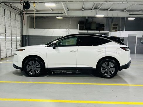 New 2025 Nissan Murano SL w/ Cargo Package image 15