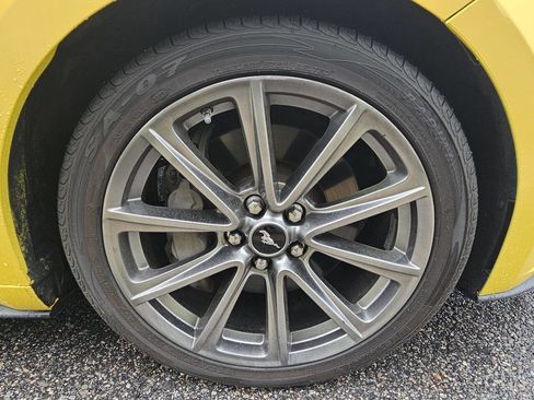 Used 2015 Ford Mustang GT Premium RWD image 25