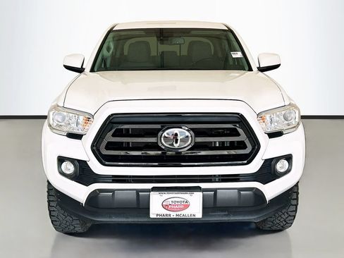 Used 2023 Toyota Tacoma SR5 RWD image 2