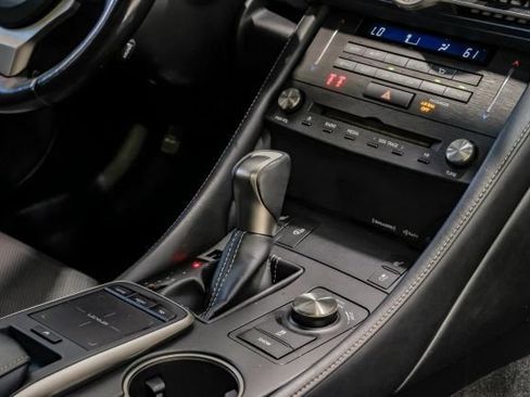 Used 2019 Lexus RC 350 w/ Premium Package RWD image 26
