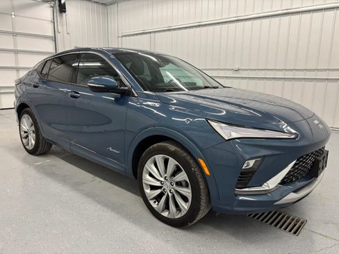 Used 2025 Buick Envista Avenir FWD image 17
