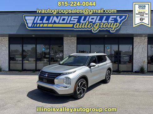 Used 2022 Mitsubishi Outlander SEL AWD/4WD image 1