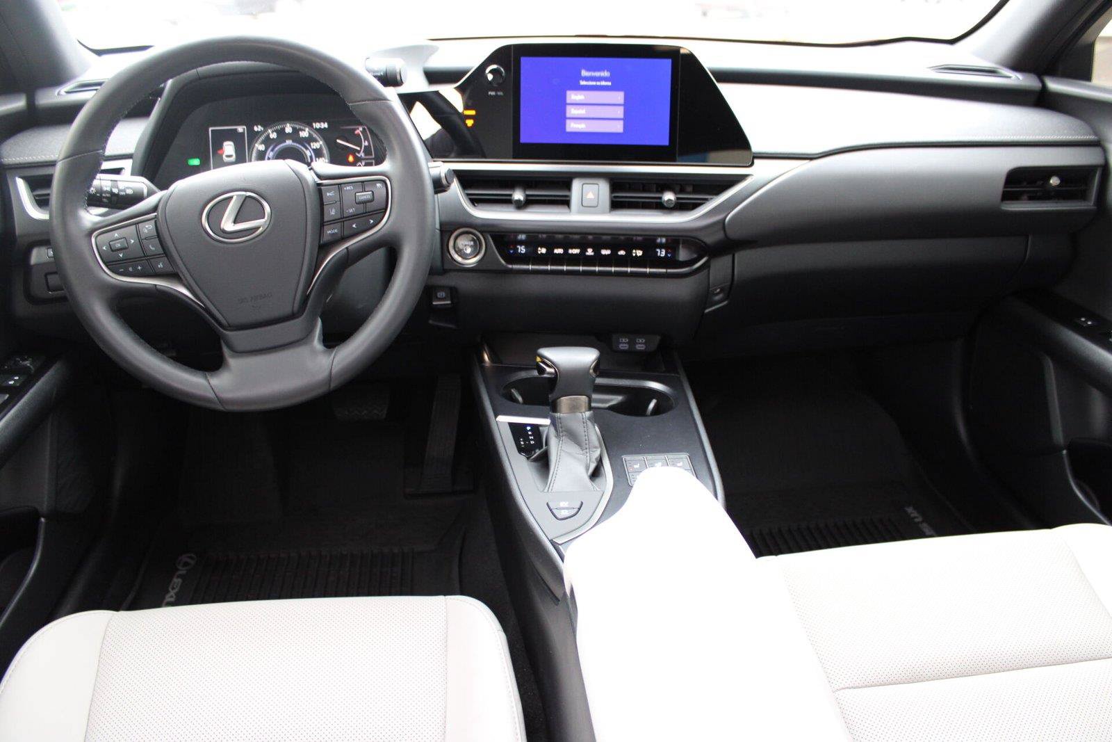 Used 2024 Lexus UX 250h F Sport AWD/4WD image 18