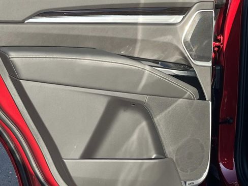 New 2026 Cadillac Escalade Luxury w/ Touring Package image 24