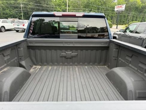 Certified 2022 Chevrolet Silverado 1500 LTZ AWD/4WD image 10