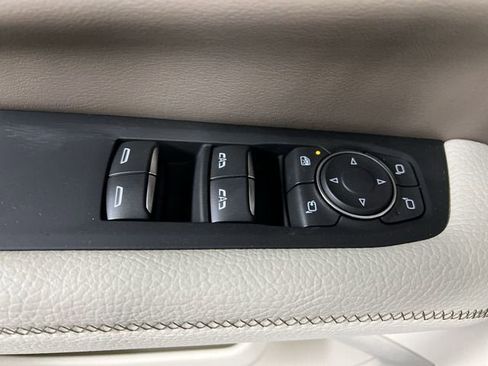 New 2026 GMC Yukon XL Denali w/ Denali Reserve Package image 24