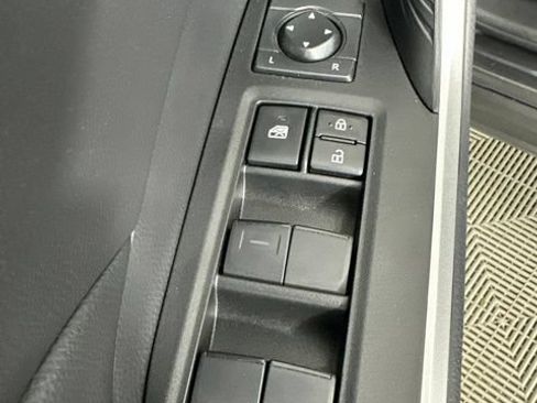 Used 2023 Toyota RAV4 LE AWD/4WD image 25