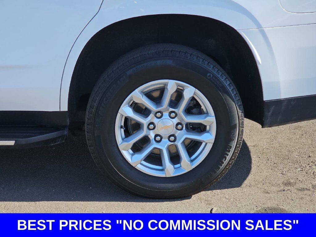 Used 2025 Chevrolet Tahoe LT RWD image 39