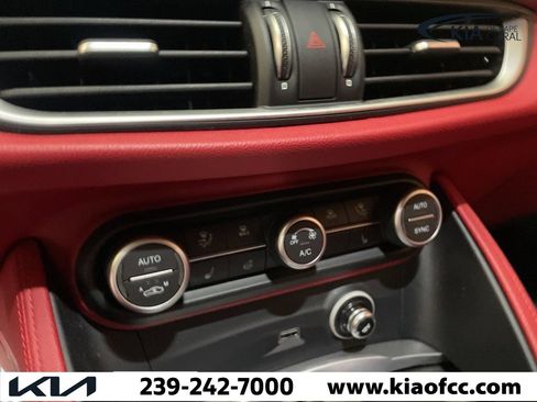 Used 2021 Alfa Romeo Stelvio Ti Sport image 28