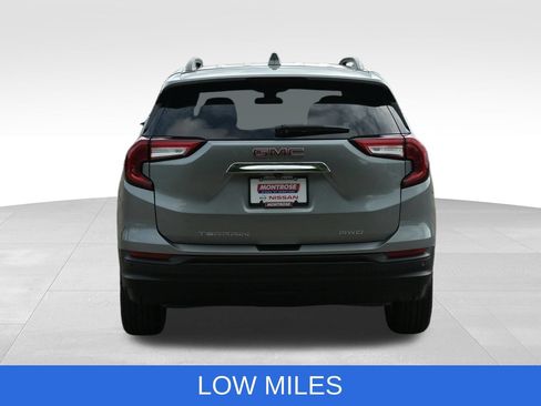 Used 2023 GMC Terrain SLE w/ Driver Convenience Package AWD/4WD image 11