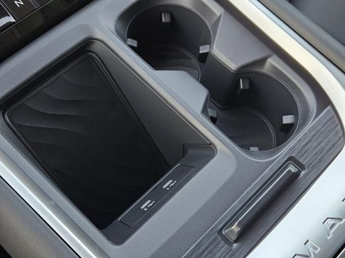 New 2026 Nissan Armada SV image 19