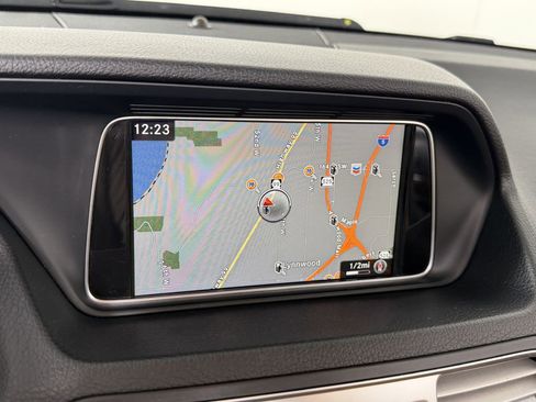 Used 2017 Mercedes-Benz E 400 Cabriolet image 27