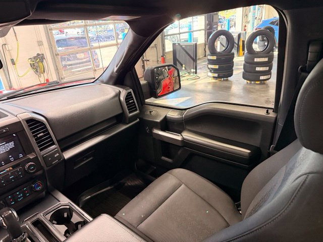 Used 2019 Ford F150 XLT w/ Equipment Group 302A Luxury AWD/4WD image 18
