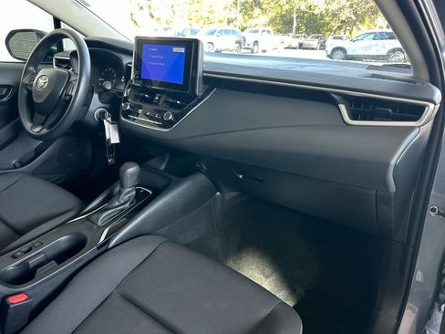 Used 2024 Toyota Corolla LE image 30