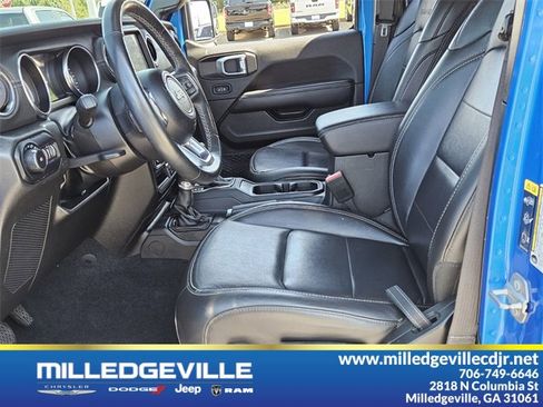 Used 2022 Jeep Wrangler Unlimited Sahara w/ Cold Weather Group image 6