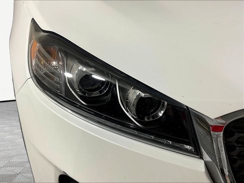 Used 2020 Kia Sorento EX AWD/4WD image 33