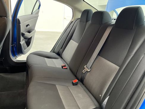 Used 2025 Nissan Sentra SV FWD image 16
