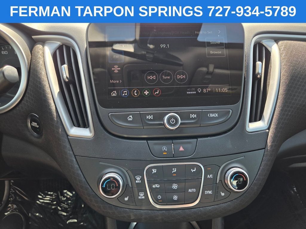 Used 2025 Chevrolet Malibu LT FWD image 27
