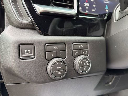New 2026 Chevrolet Silverado 1500 RST AWD/4WD image 24