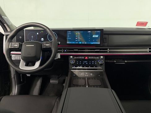 Used 2026 Hyundai Santa Fe Limited FWD image 13