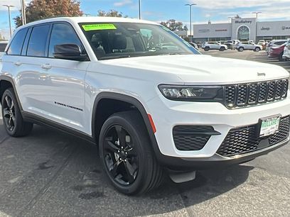 New 2025 Jeep Grand Cherokee Altitude
