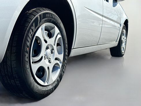 Used 2005 Saturn ION Level 2 w/ Power Pkg image 14