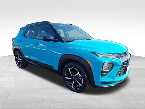 Used 2021 Chevrolet TrailBlazer RS w/ Sun and Liftgate Package AWD/4WD image 7