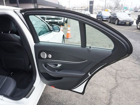 Used 2022 Mercedes-Benz E 450 4MATIC Sedan image 30