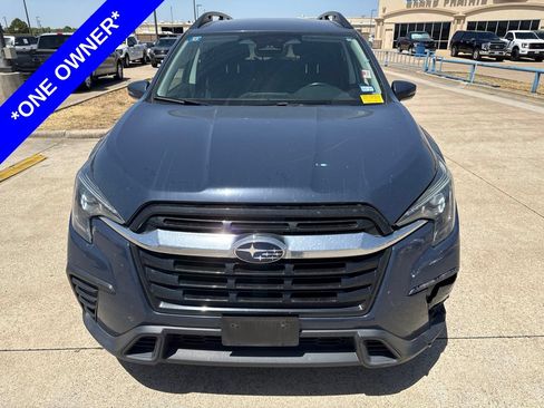 Used 2023 Subaru Ascent Premium w/ Convenience Package AWD/4WD image 2