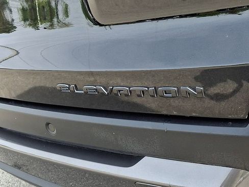 Used 2025 GMC Terrain Elevation image 33