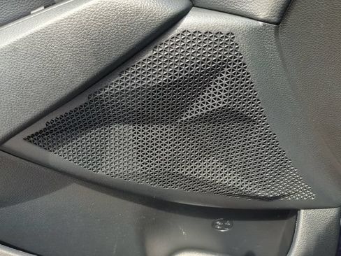 Used 2024 Kia Seltos EX FWD image 20