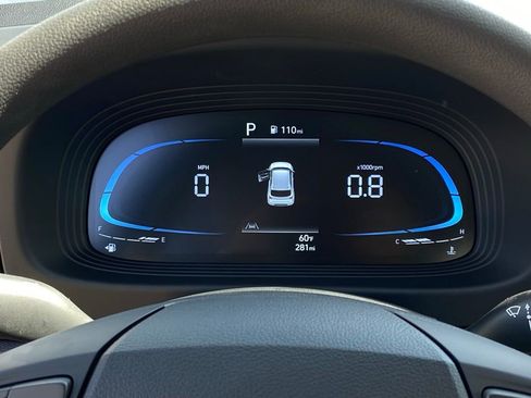 New 2026 Hyundai Venue SE FWD image 14