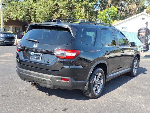 Used 2023 Honda Pilot EX-L image 5