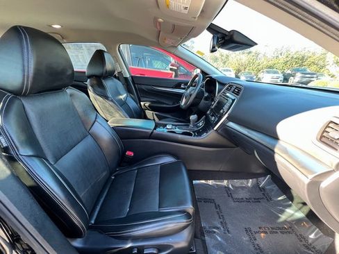 Used 2016 Nissan Altima 2.5 SV w/ Convenience Package image 10