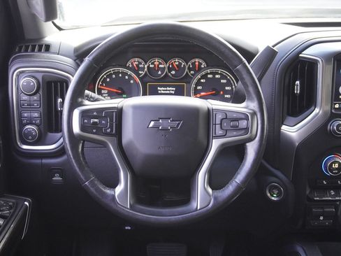 Used 2019 Chevrolet Silverado 1500 LT Trail Boss AWD/4WD image 13