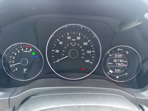 Used 2018 Honda HR-V EX image 19